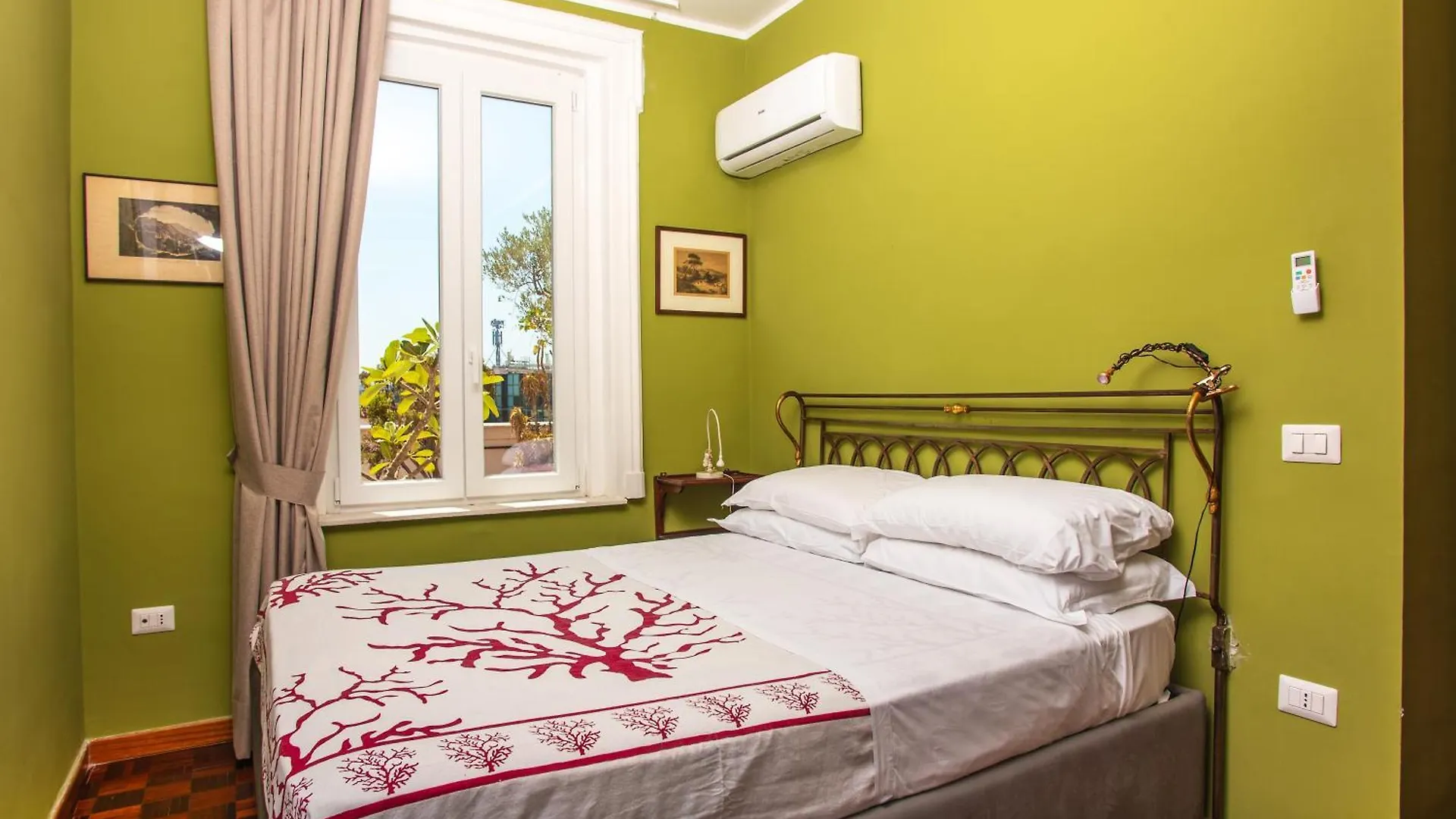Penthouse Terrazza Vesuvio Apartment Naples Italy